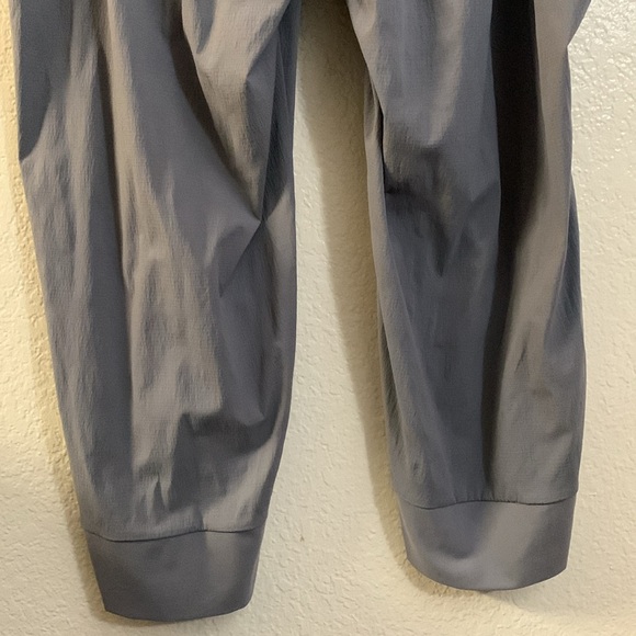 ATHLETA Travel Pants, Plus Size, Front Zippered Pockets, High Rise Sz. 20/EUC - Picture 12 of 16